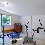 3 Bedroom Amazing In Holiday home *