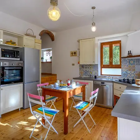 Casa vacanze 3 Bedroom Amazing In *