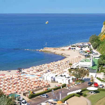 3 Bedroom Amazing In Casa vacanze *