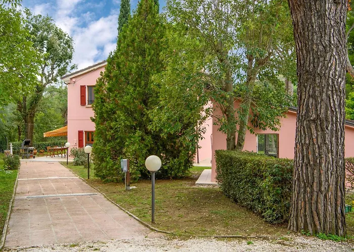 3 Bedroom Amazing In Holiday home