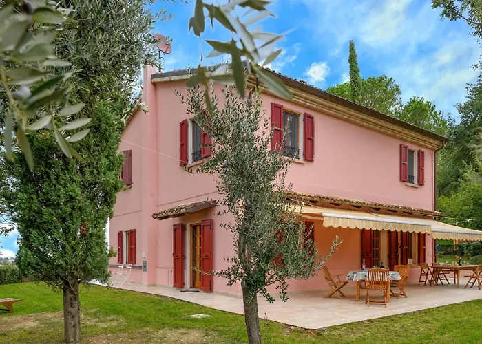 3 Bedroom Amazing In Montelabbate